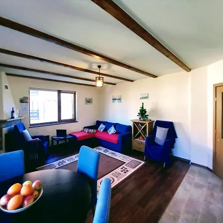 Artist's Apart Hanna דירה