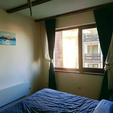 Artist's Apart Hanna Апартаменти *
