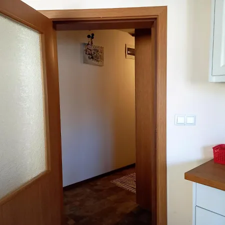 Artist's Apart Hanna * Бансько